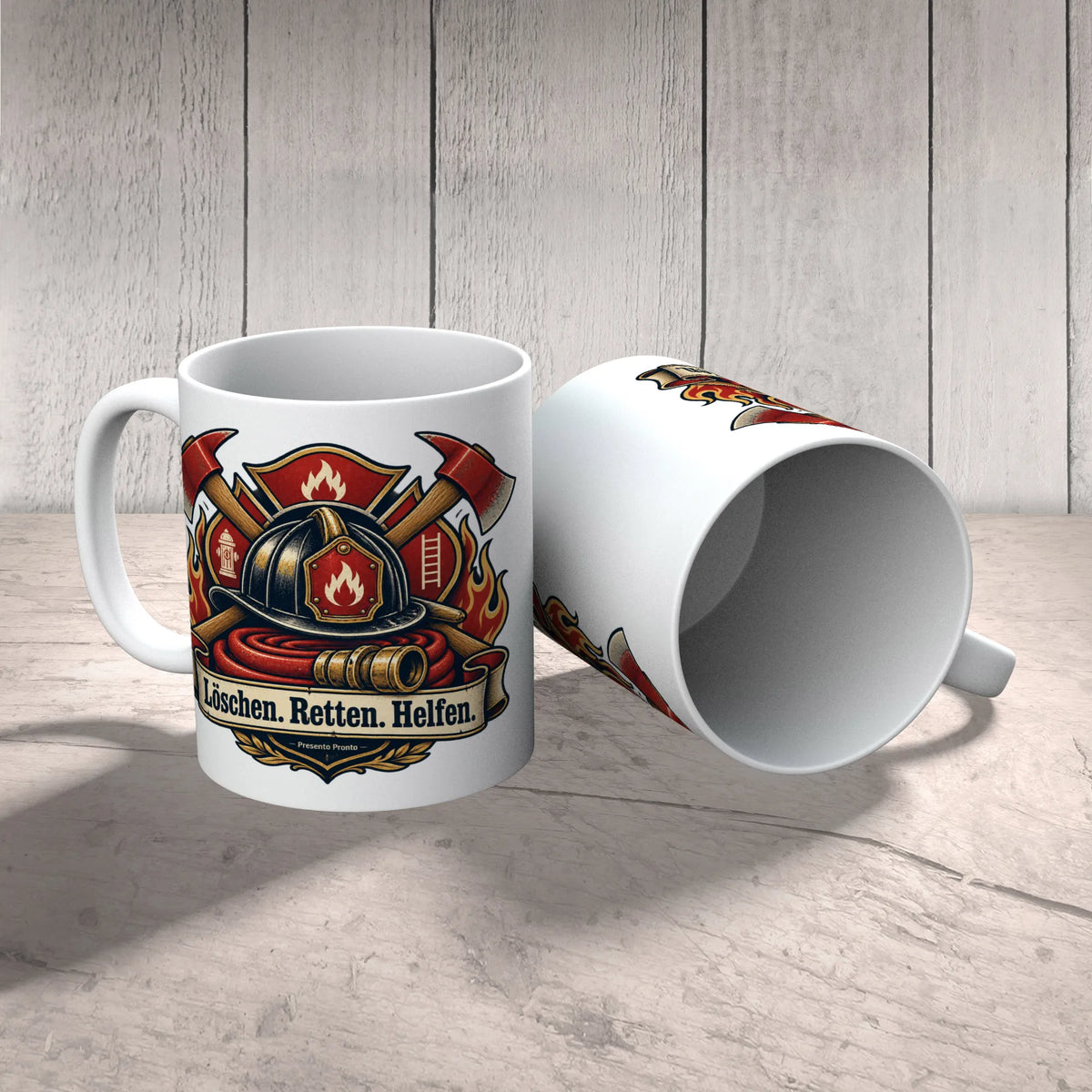 Stolze Tasse für Feuerwehrleute mit Helm und Äxten|p:2014998|h:9d91d84ebb6d5756aad3d9be2f48f8cc