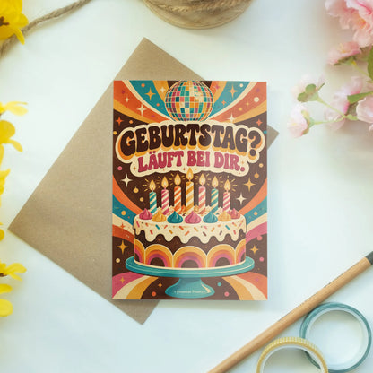 Coole Geburtstagskarte mit Retro-Kuchen|p:2015160|h:da744589b4b071ce213bc1592557d283
