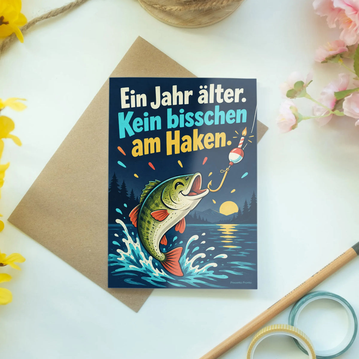Lustige Geburtstagskarte für Angler mit fröhlichem Fisch|p:2015186|h:036b624b7a32c77a9fd314f48fafc7ff