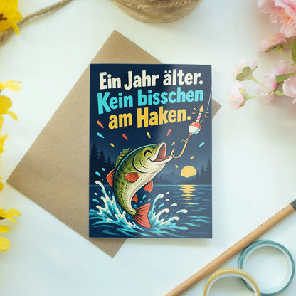 Lustige Geburtstagskarte für Angler mit fröhlichem Fisch|p:2015186|h:036b624b7a32c77a9fd314f48fafc7ff