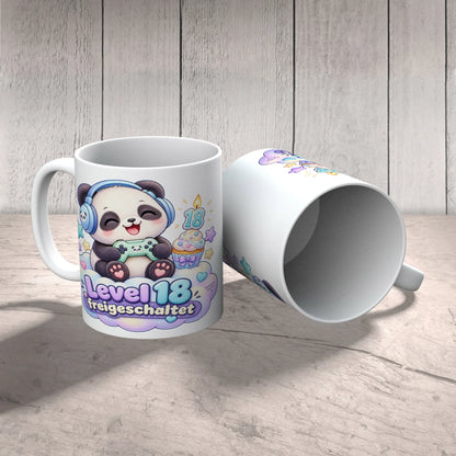 Lustige Tasse zum 18. Geburtstag für Jungen mit Gamer-Panda|p:2015235|h:3f6e7e83b020ccbad4460ed613e0c0c7