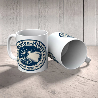 Lustige Tasse für Beamte mit Stempel und Akte|p:2015312|h:3cbe3b517d04f44911e98e06b19b6e5e