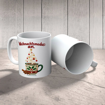 Gemütliche Tasse zu Weihnachten mit Tannenbaum aus Dampf|p:2016471|h:7fd353dc4bbe29cbab1d59b36541a91a