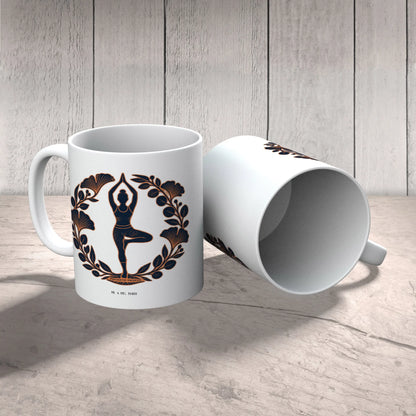 Achtsame Tasse für Yoga mit Yogi in Baumhaltung|p:2016521|h:0b80a598aaed146c527093ad3a73cfad