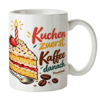 Lustige Tasse zum Geburtstag mit Kuchenscheibe und Kerze|p:2016533|h:e69d8860f77747af30cc7934adba7147