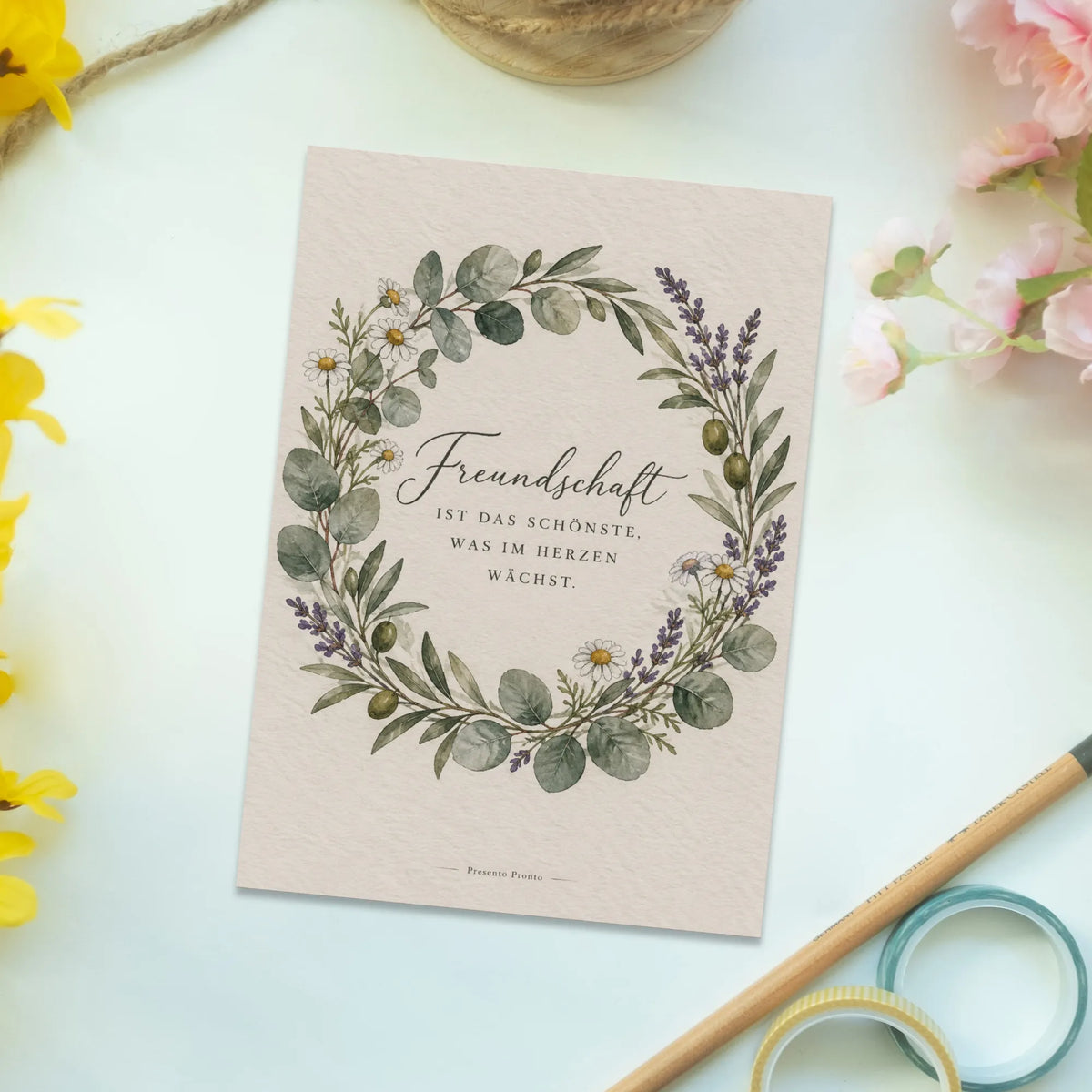 Poetische Postkarte für Freunde mit Eukalyptuskranz|p:2016584|h:a05ab7ad9548f680de89d646858c4f32