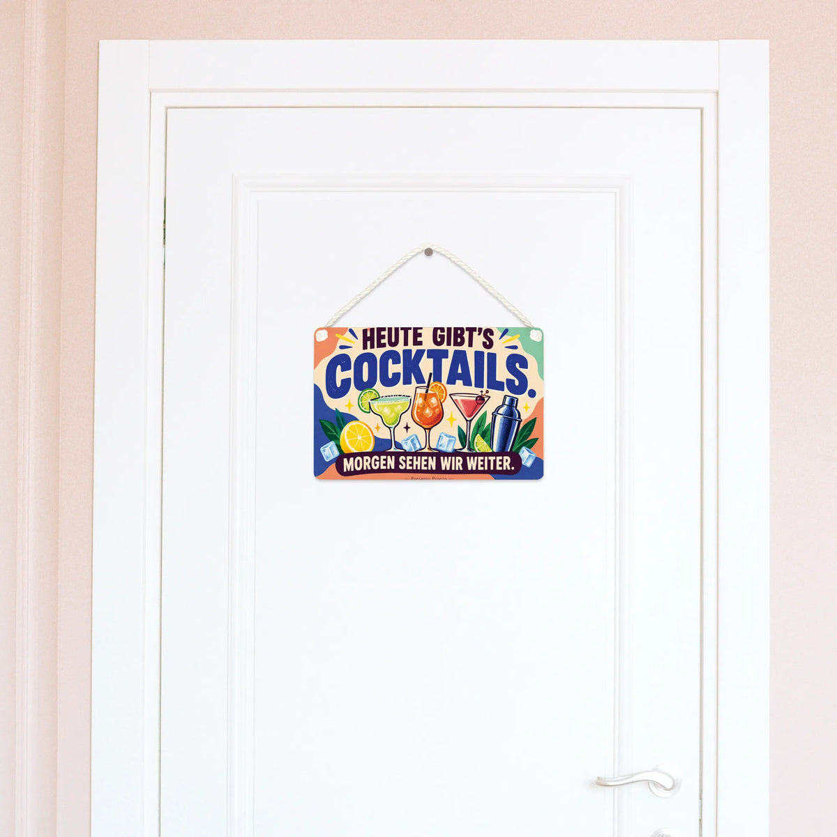 Lustiges Cocktail-Schild für die Hausbar mit Gläsern|p:2016655|h:69f9a956972f0064fab56a4aa4047e02