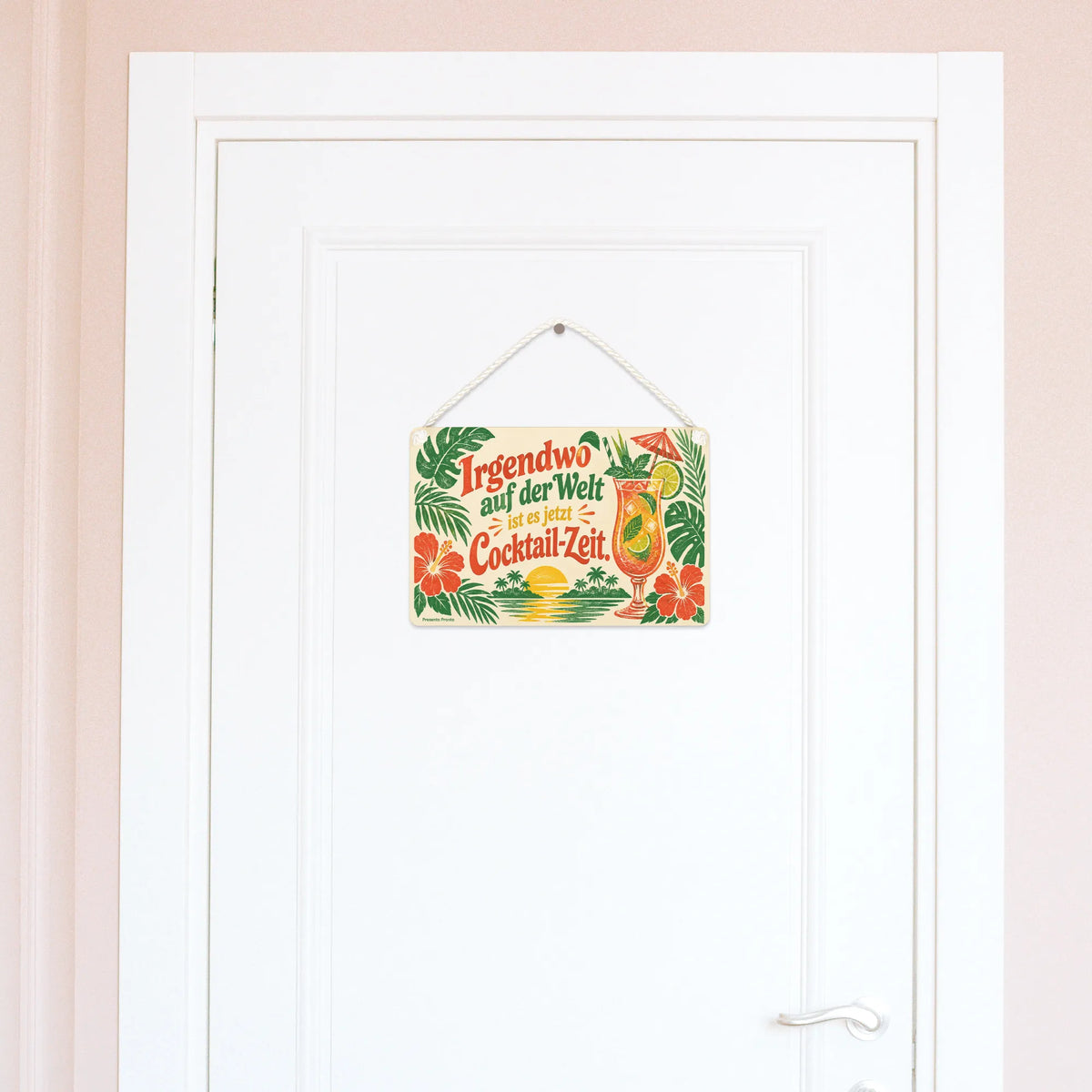 Lustiges Cocktail-Schild für die Hausbar mit Glas|p:2016671|h:e7dd9017ae664b30858284c58fcde48b