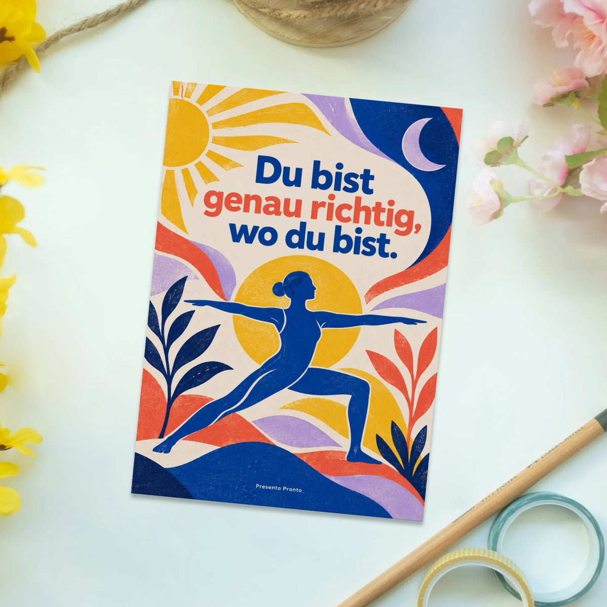 Achtsame Yoga Postkarte für Yogafans mit kraftvoller Pose|p:2016779|h:f9ae61e464d1d113d21cdaa423a28a04