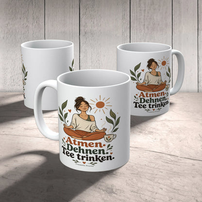 Entspannende Yoga-Tasse für Yoginis in Lotuspose|p:2016845|h:9d360d921cbfce37b4983d480fcb5c68