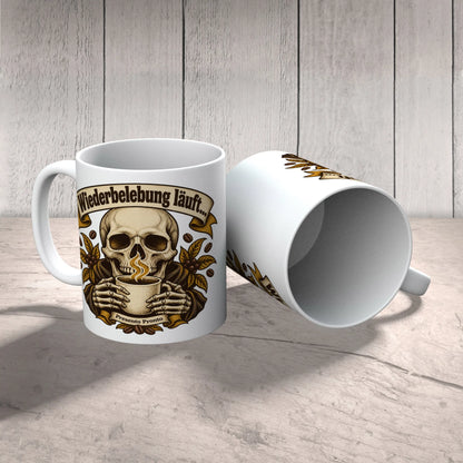 Lustige Tasse mit Totenkopf für Morgenmuffel|p:2016850|h:588843e49408595aca275068d0e38b23