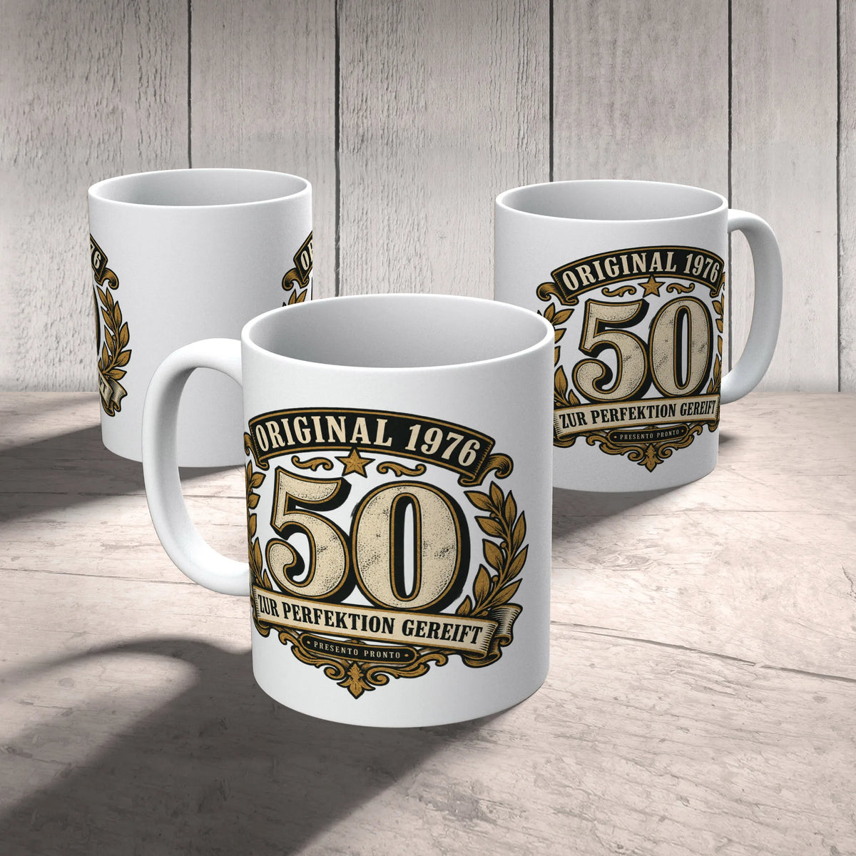 Nostalgische Tasse zum 50. Geburtstag für Männer mit Lorbeeremblem|p:2016930|h:e5fd0e3d5a7ce9640f4b8a2490e99345