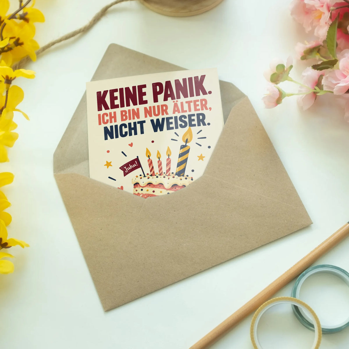 Lustige Grußkarte zum Geburtstag mit Kuchen