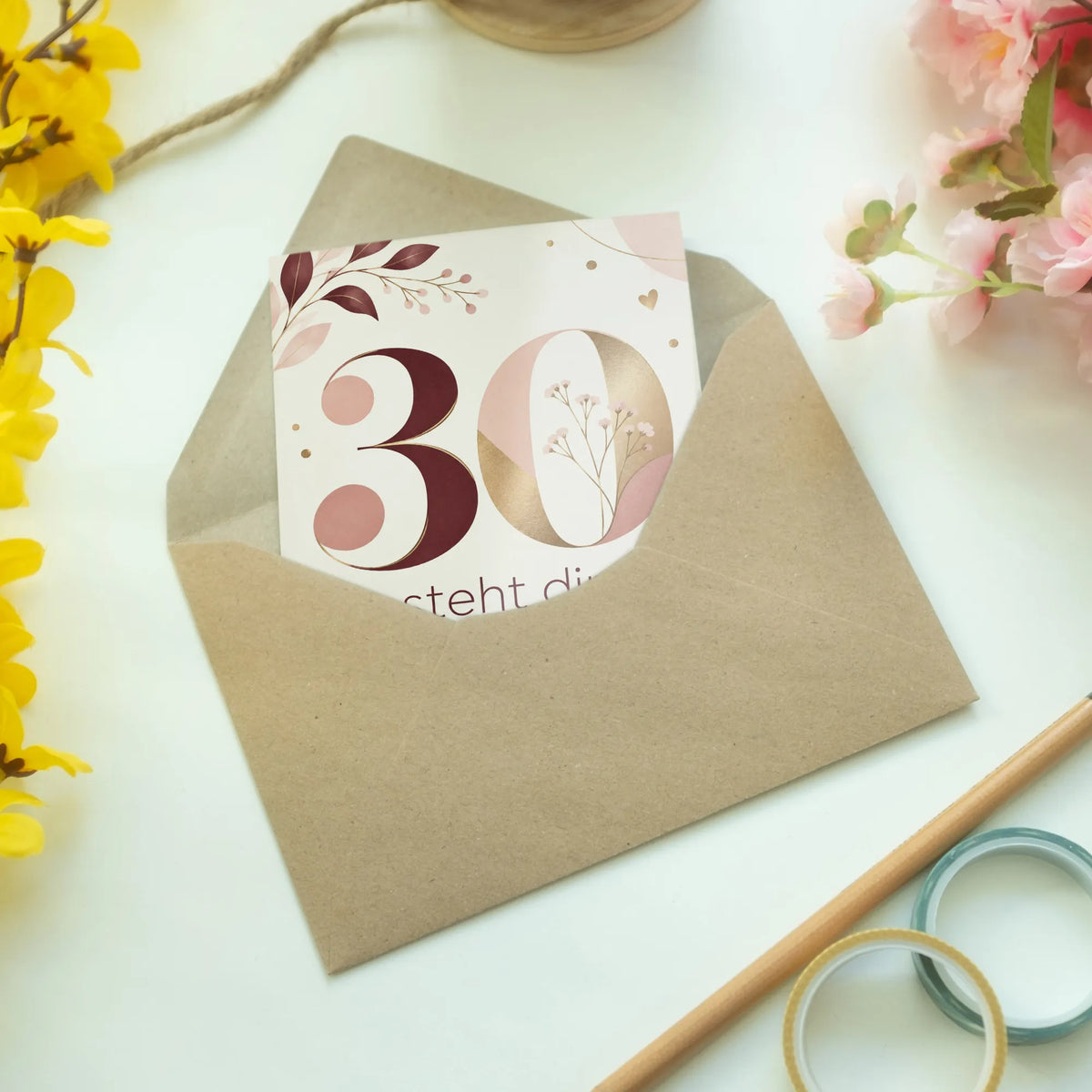 Elegante Geburtstagskarte zum 30. für Frauen mit Zahl 30