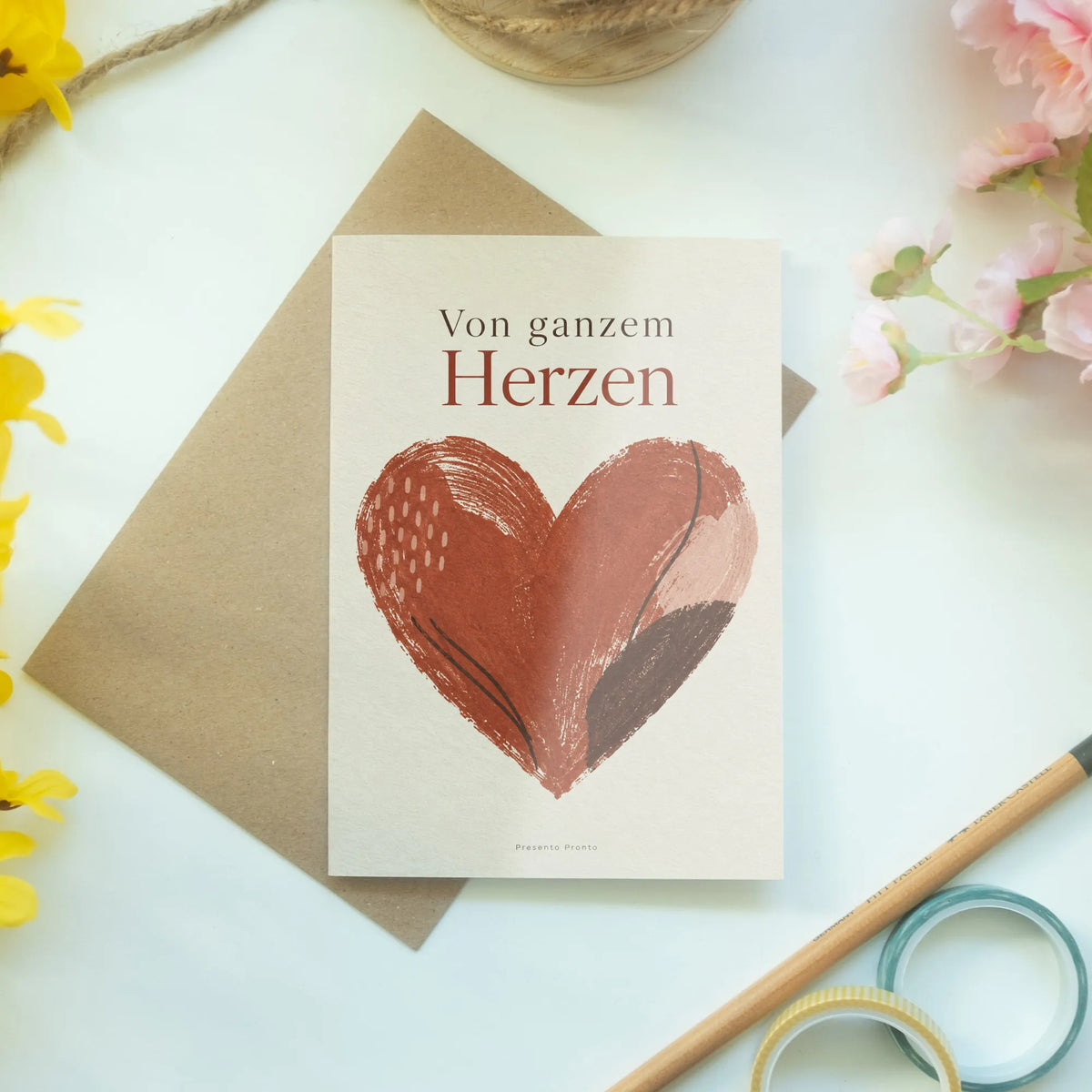 Herzliche Klappkarte mit Herz in Terrakotta für Danke