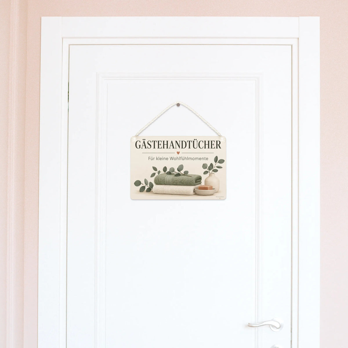 Elegantes Schild für Gästehandtücher mit Eukalyptus