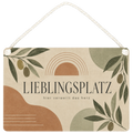 Gemütliches Schild für den Lieblingsplatz mit Olivenblättern