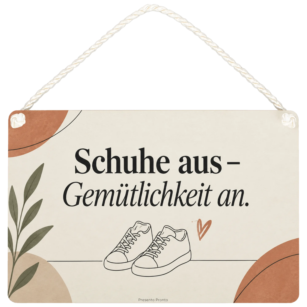 Freundliches Schild zum Schuhe Ausziehen mit Schuhpaar|p:2017602|h:6b0f7a9c606844380d5fcfdeef39d88c