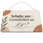 Freundliches Schild zum Schuhe Ausziehen mit Schuhpaar|p:2017603|h:ea4084d07385deaa24f5368c4d6b725b
