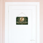 Herzliches Schild für Hundebesitzer mit freundlichem Mischling|p:2017687|h:6441b7d386f7d251dd3784ef8dbb84c6