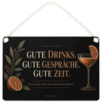 Elegantes Holzschild für die Bar mit Cocktailglas|p:2018069|h:e5436d409e444d799b130659865c663e