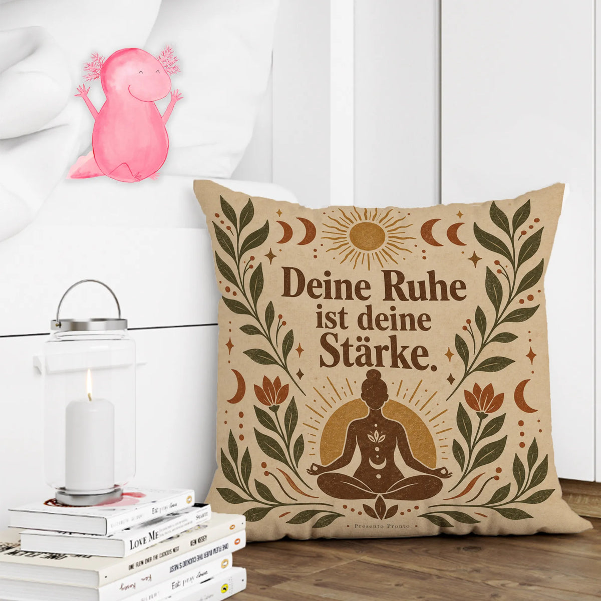 Entspannendes Yogakissen für Yoga-Fans mit Lotuspose