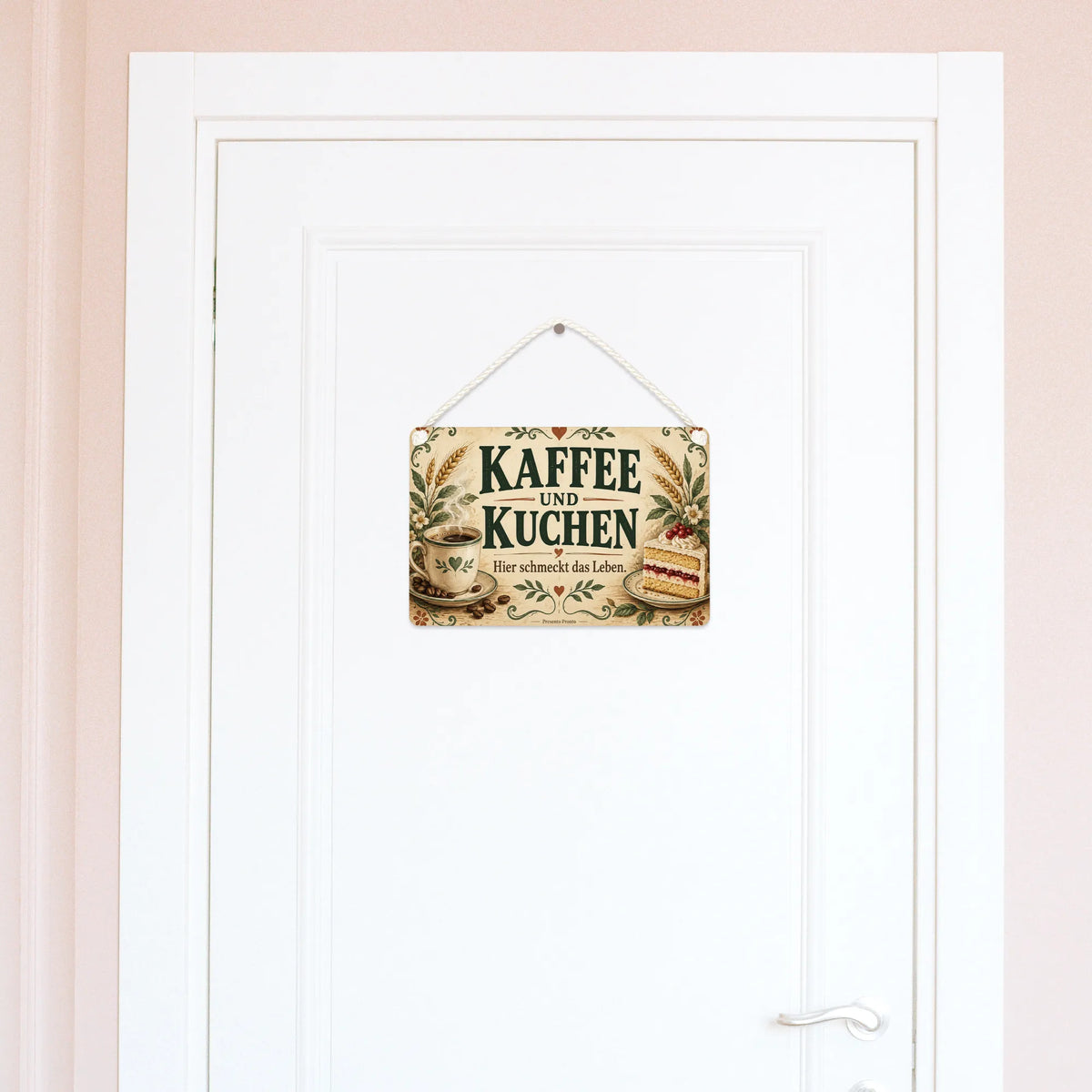 Gemütliches Schild fürs Café mit dampfendem Kaffeebecher