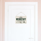 Kreatives Schild für die Werkstatt mit Schraubenschlüssel|p:2018330|h:7992af0728f9de32dfdc83bbb3bf5823