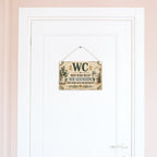 Lustiges Schild fürs Gäste-WC mit Vintage-Typografie|p:2018352|h:f0f52f7fa6bc1d90f327142faaefe576