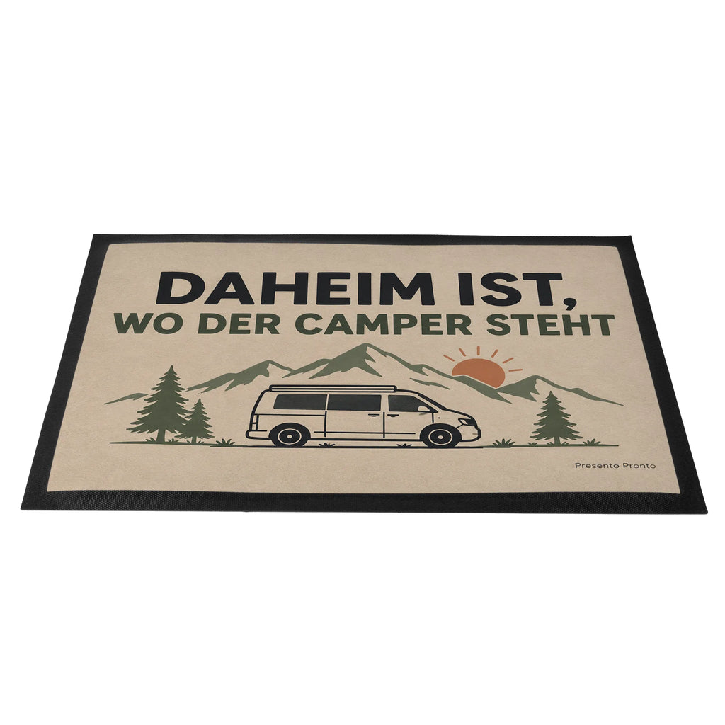 Gemütliche Fußmatte für Camper mit Wohnmobil vor Bergen|p:2019101|h:609b2bc7046ed09e83c076f1a617e98b