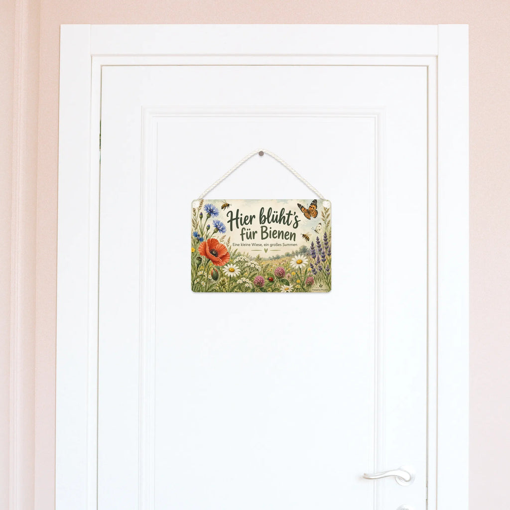 Liebevolles Schild zur Insektenwiese für Gartenfreunde|p:2019320|h:e3caa075a5d682df37579ecc4f86a256