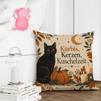 Gemütliches Dekokissen zu Halloween mit schwarzer Katze|p:2019337|h:84e5165935fdb30a7d5e30e2d26fb1d3