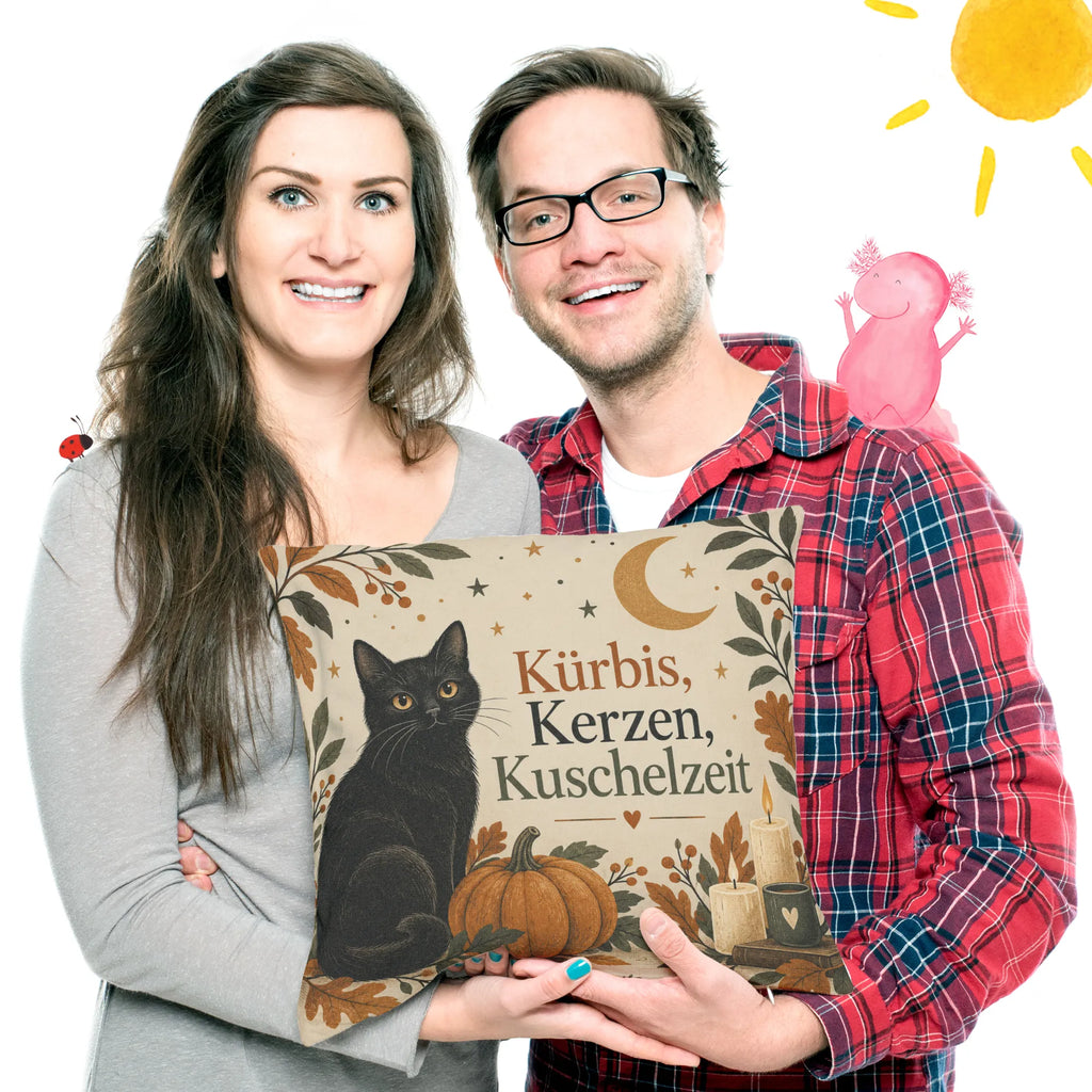 Gemütliches Dekokissen zu Halloween mit schwarzer Katze|p:2019337|h:cb4cbdb2aabeda944de9de79c9b604dc