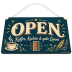 Einladendes Open-Schild für Café mit Kaffee und Kuchen|p:2019411|h:c631f6f2679428967fc4c3ae6eb74157