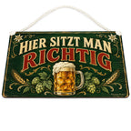 Gemütliches Schild für Biergarten mit Bierkrug|p:2019420|h:667f78c3bd634541c4c744c3eda7756e
