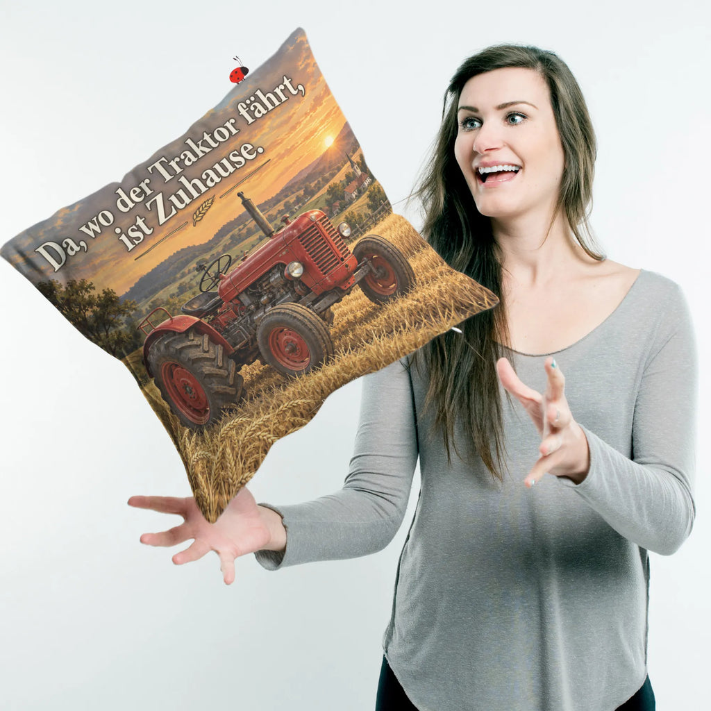 Gemütliches Traktor-Kissen für Landwirte mit rotem Oldtimer|p:2019637|h:9a0f2490d759c5fe52d5030e584b8d54