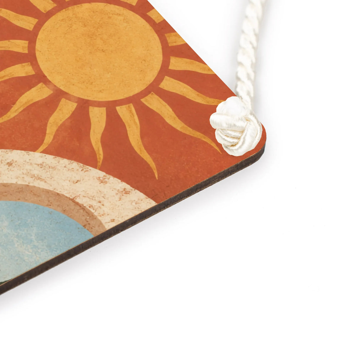 Fröhliches Dekoschild für den Sommer mit mediterraner Sonne