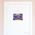 Trendiges Schild für die Umkleide mit Kleiderbügel|p:2020129|h:05de11507478d6f0ee18cb4e1c70e375