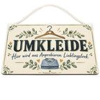 Einladendes Schild für die Umkleide mit Kleiderbügel|p:2020133|h:bb6ce0ce7d6ca976b473f1790f4d3928