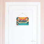 Lustiges Schild für Poolbesitzer mit Sprungbrett|p:2020146|h:07a836b646056256e6687e77c25141d3