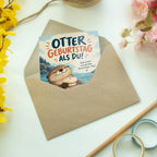 Lustige Geburtstagskarte mit Otter und Geburtstagskuchen|p:2020211|h:a39dd3dd6ab2cb3e18293f9a1024481d