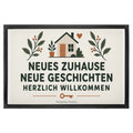 Herzliche Fußmatte zum Einzug mit Haus und Schlüssel