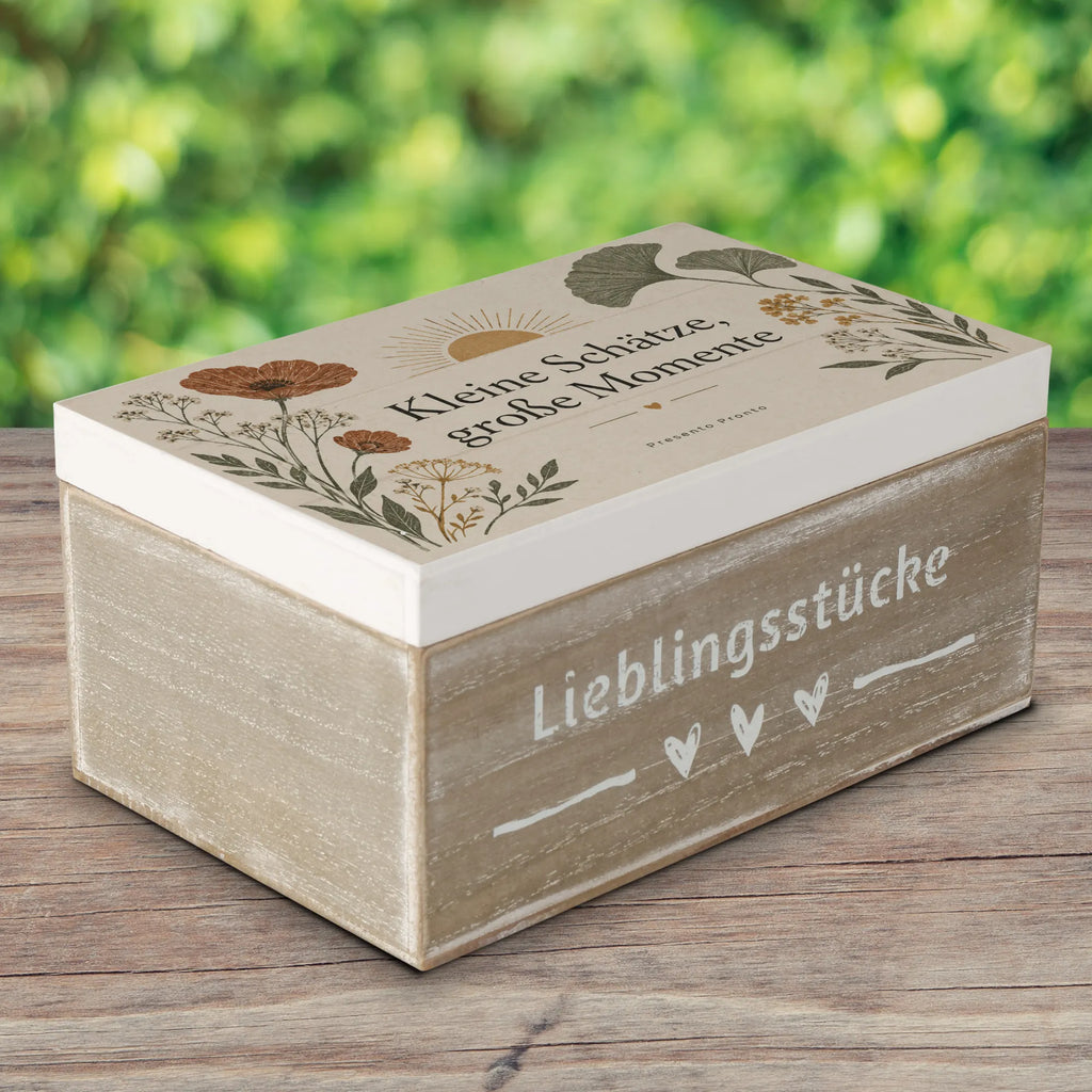 Poetische Aufbewahrungskiste für besondere Schätze mit Feldblumen|p:2020489|h:3b143d3e425987a8a3b2cb4eeb590be2