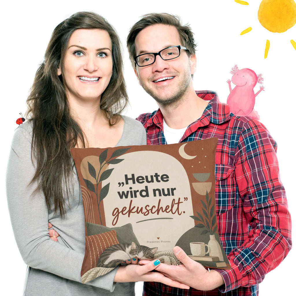 Gemütliches Kissen für Erwachsene mit Halbmond|p:2020552|h:c88e3ab6512682fc8aa329631d183023