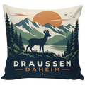 Gemütliches Kissen für Jäger mit Reh zwischen Tannen