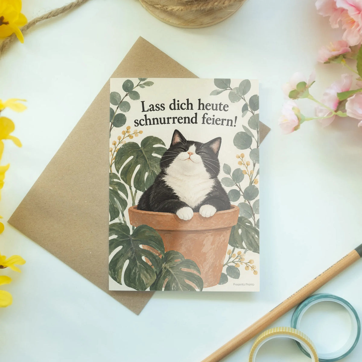 Süße Grußkarte mit Katze im Blumentopf zum Feiern