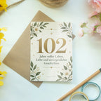 Elegante Geburtstagskarte zum 102. Geburtstag mit Zahl 102|p:2020987|h:0248d20c30a430086edb13fb6d7b2978