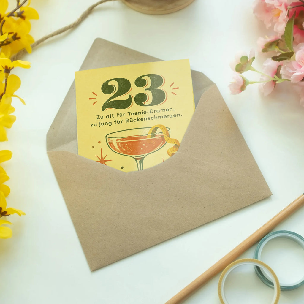 Lustige Geburtstagskarte zum 23. Geburtstag mit Cocktailglas|p:2021158|h:b566044d2134e82d63e29141243b051c