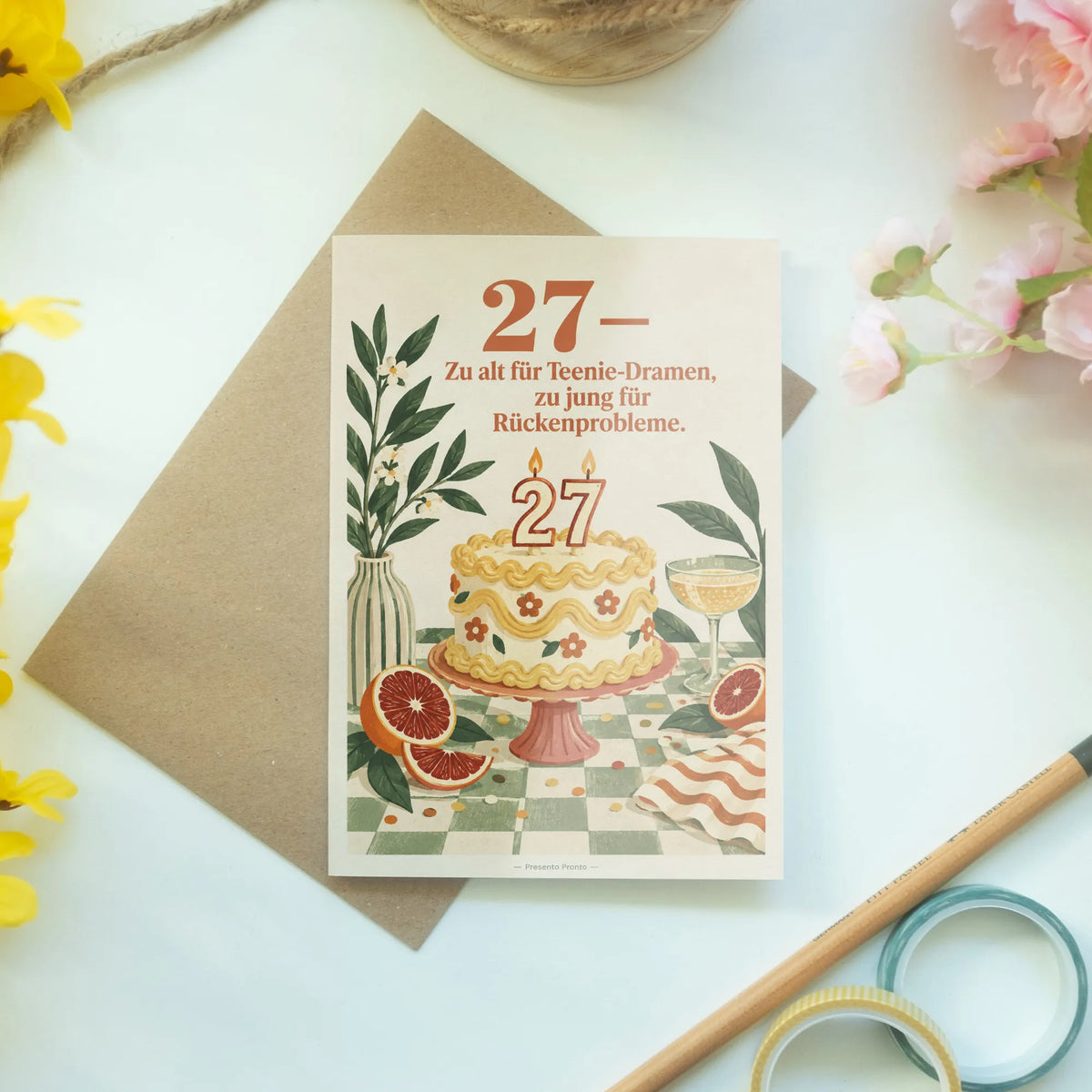 Lustige Karte zum 27. Geburtstag mit Torte und Sektglas