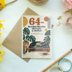 Coole Geburtstagskarte zum 64. Geburtstag mit Plattenspieler|p:2021188|h:c39fb9655d0c4210318438bdcd1f2ecc